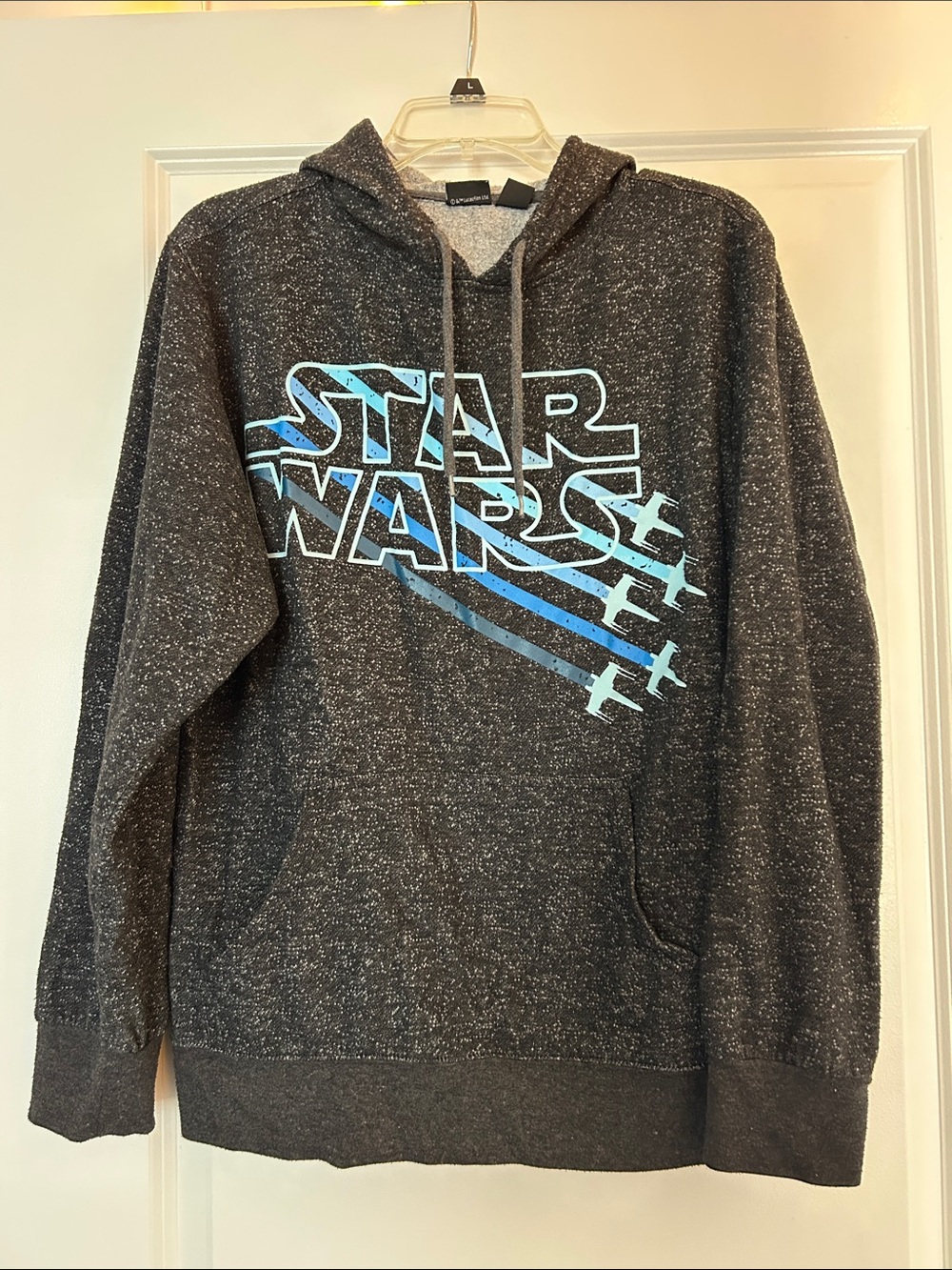 Disney Star Wars men’s sweatshirt size Medium